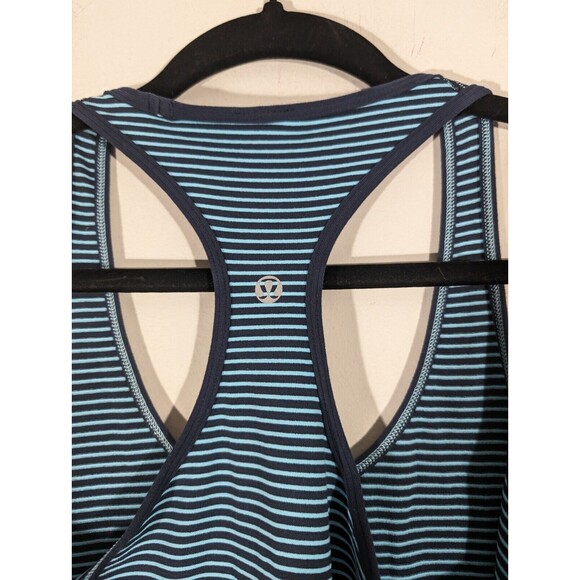Lululemon Top Women Medium Blue Striped Cool Racerback Activewear Tank - Picture 3 of 3